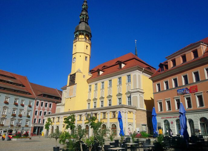 Bautzen-Rathaus-Markt-688x500.jpg