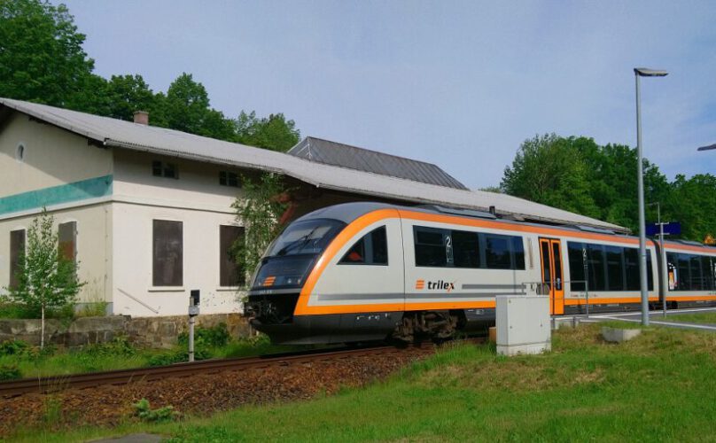 Bahn-Schirgiswalde-825x510-1-808x500.jpg
