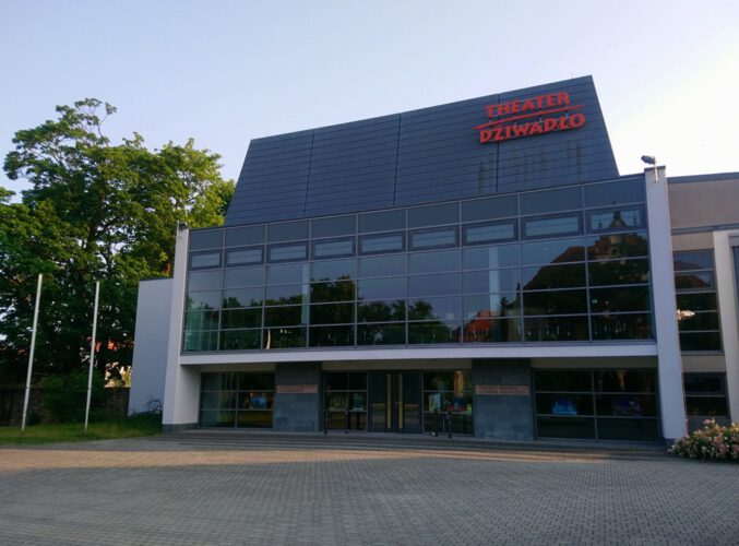 Volkstheater-Bautzen-2025-677x500.jpg