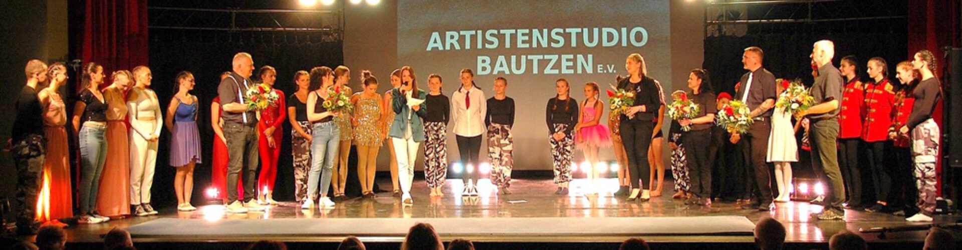 1000254358-1920x500.jpg